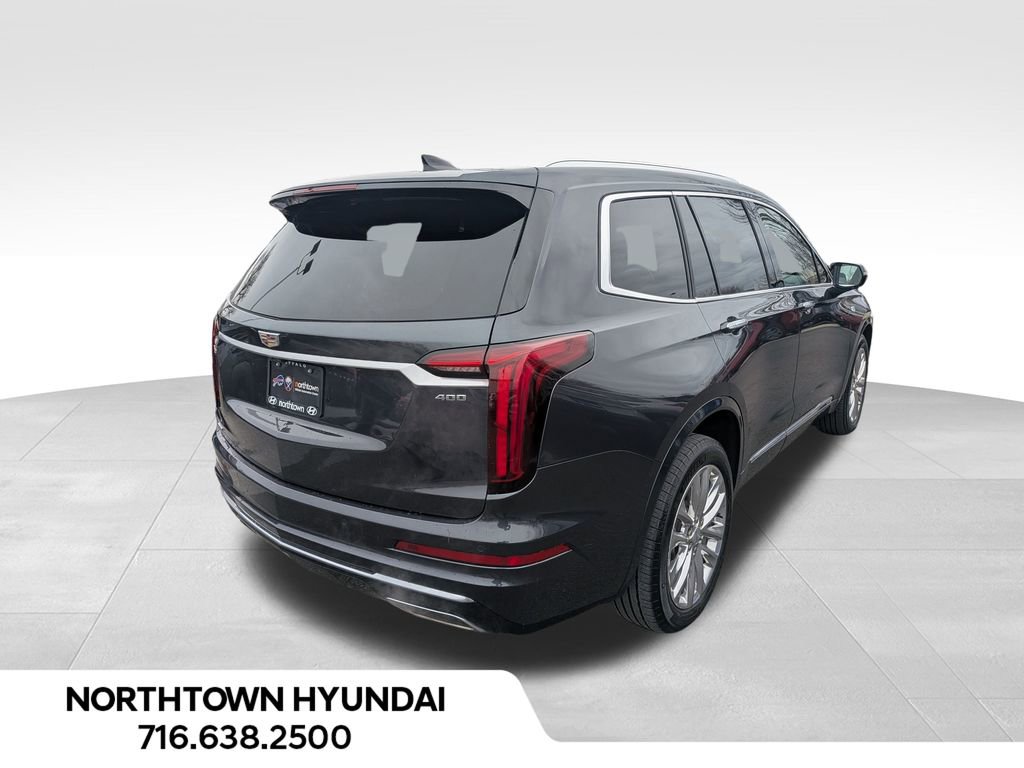 Used 2023 Cadillac XT6 Premium Luxury image 15