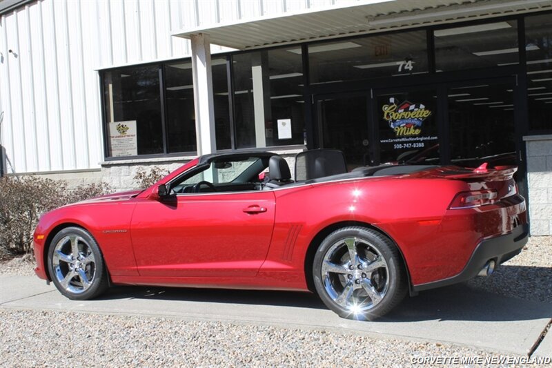 Used 2015 Chevrolet Camaro SS w/ RS Package RWD image 23