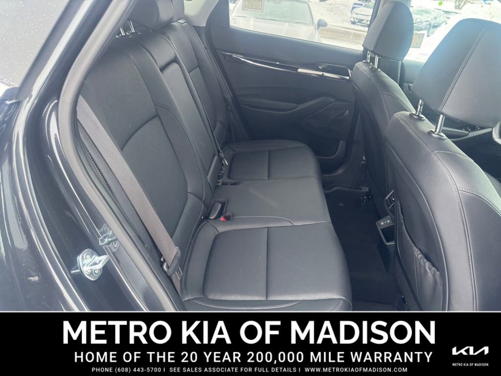 Used 2025 Kia Seltos SX image 32
