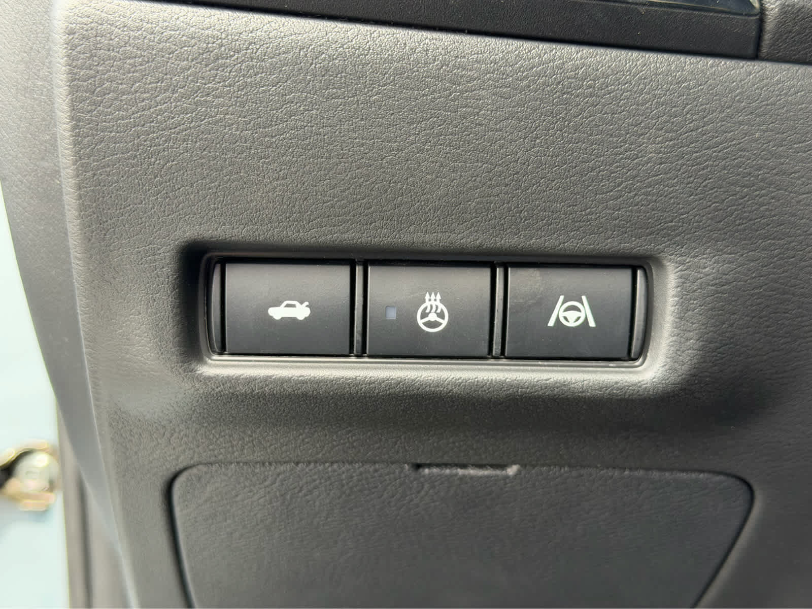 New 2026 Nissan Sentra SR w/ SR Premium Package FWD image 23