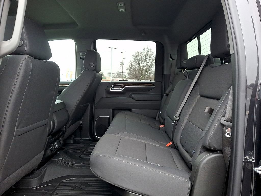 New 2026 GMC Sierra 2500 SLE w/ SLE Value Package; image 6