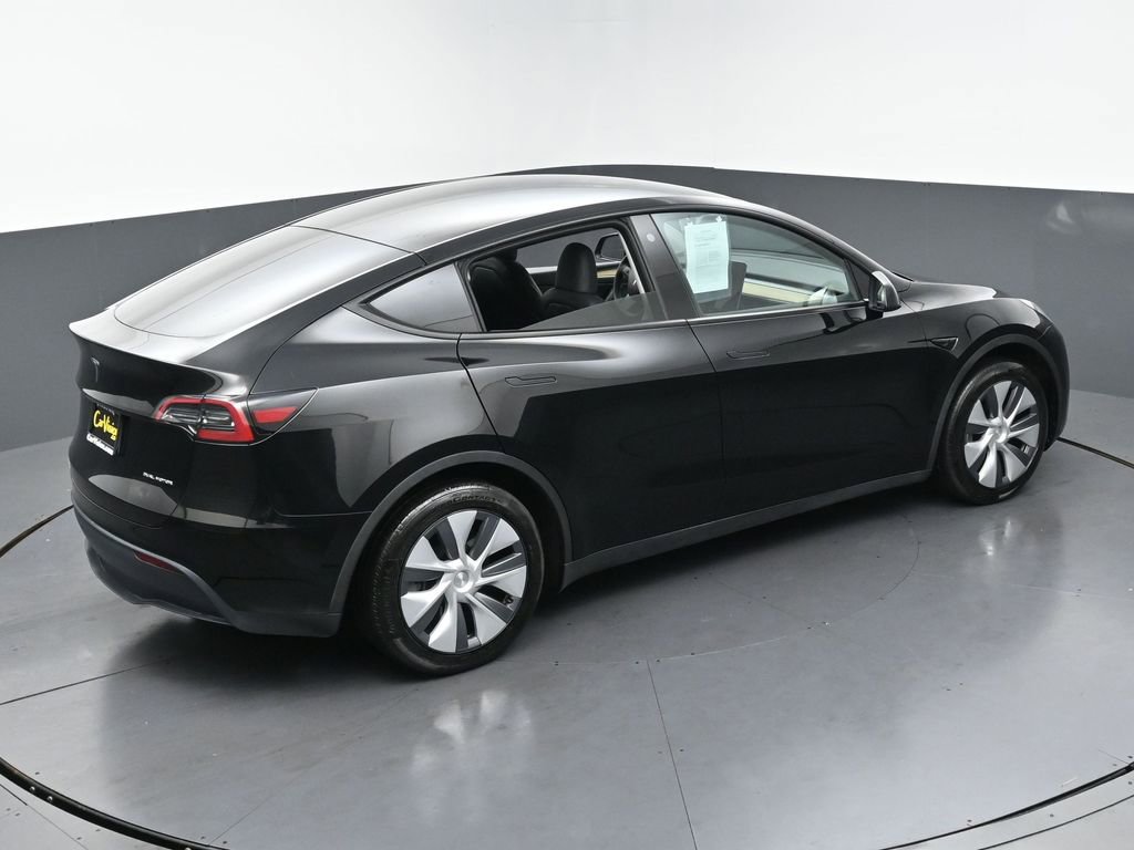 Used 2023 Tesla Model Y Long Range AWD/4WD image 37