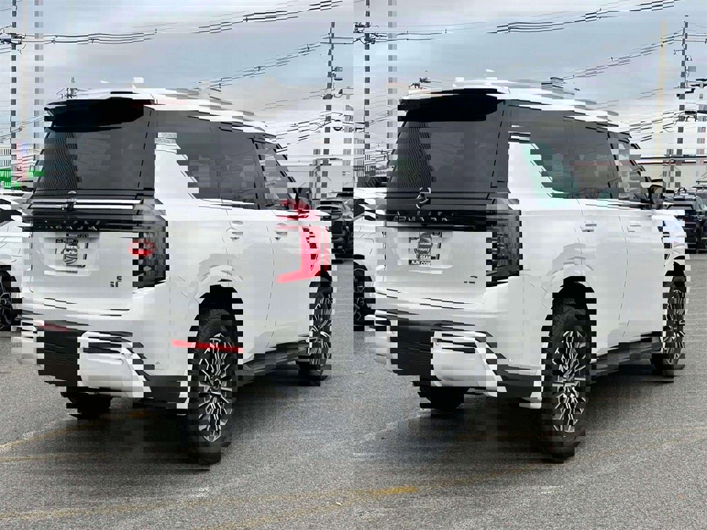 New 2025 Nissan Armada SL w/ Captain's Chari Seat Package image 5