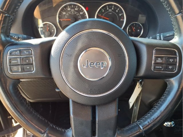 Used 2015 Jeep Wrangler Unlimited Sport w/ Quick Order Package 24S AWD/4WD image 14