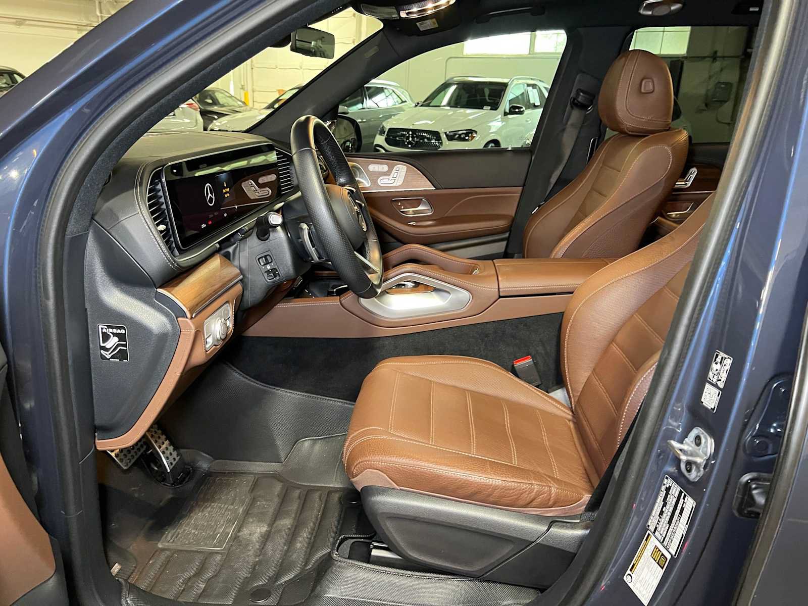 Certified 2024 Mercedes-Benz GLS 450 4MATIC image 23