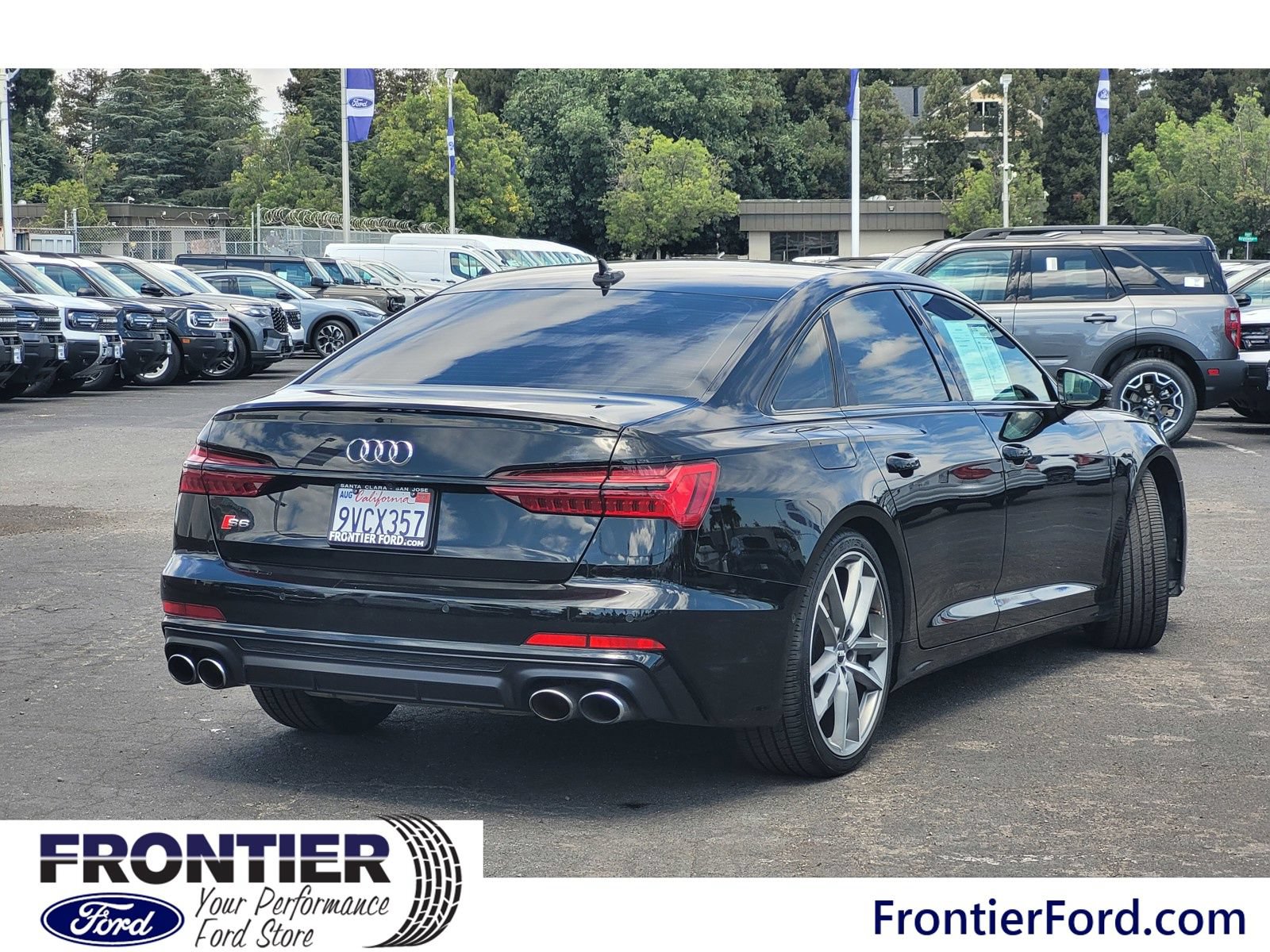 Used 2020 Audi S6 Premium Plus w/ Black Optic Package AWD/4WD image 4