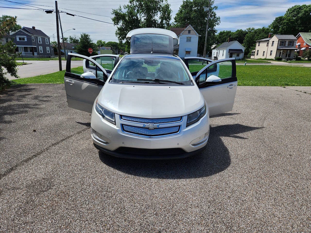 Used 2012 Chevrolet Volt Premium w/ Premium Trim Package FWD image 10
