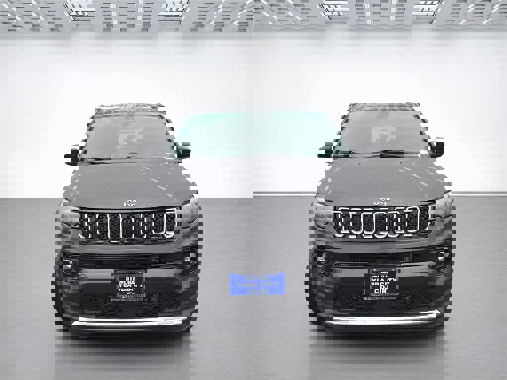 Used 2024 Jeep Compass Limited image 2