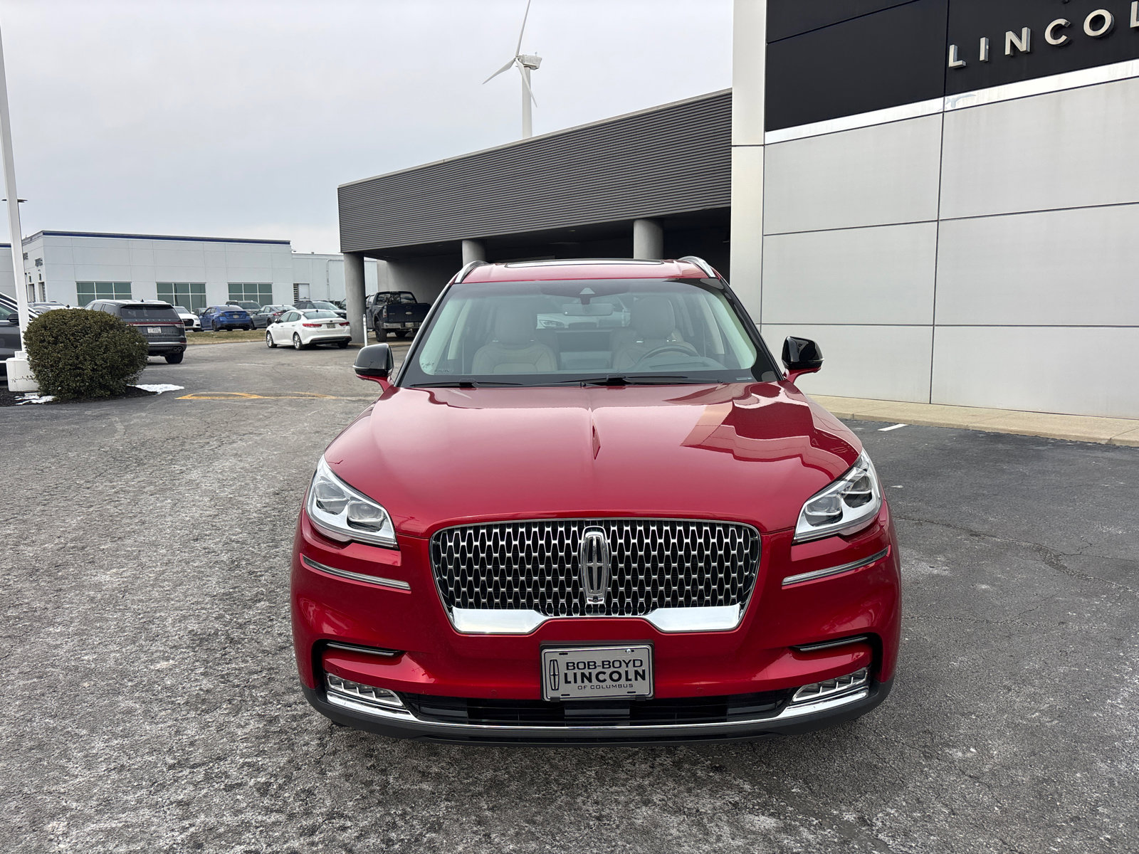 Used 2020 Lincoln Aviator Reserve w/ Equipment Group 202A image 2