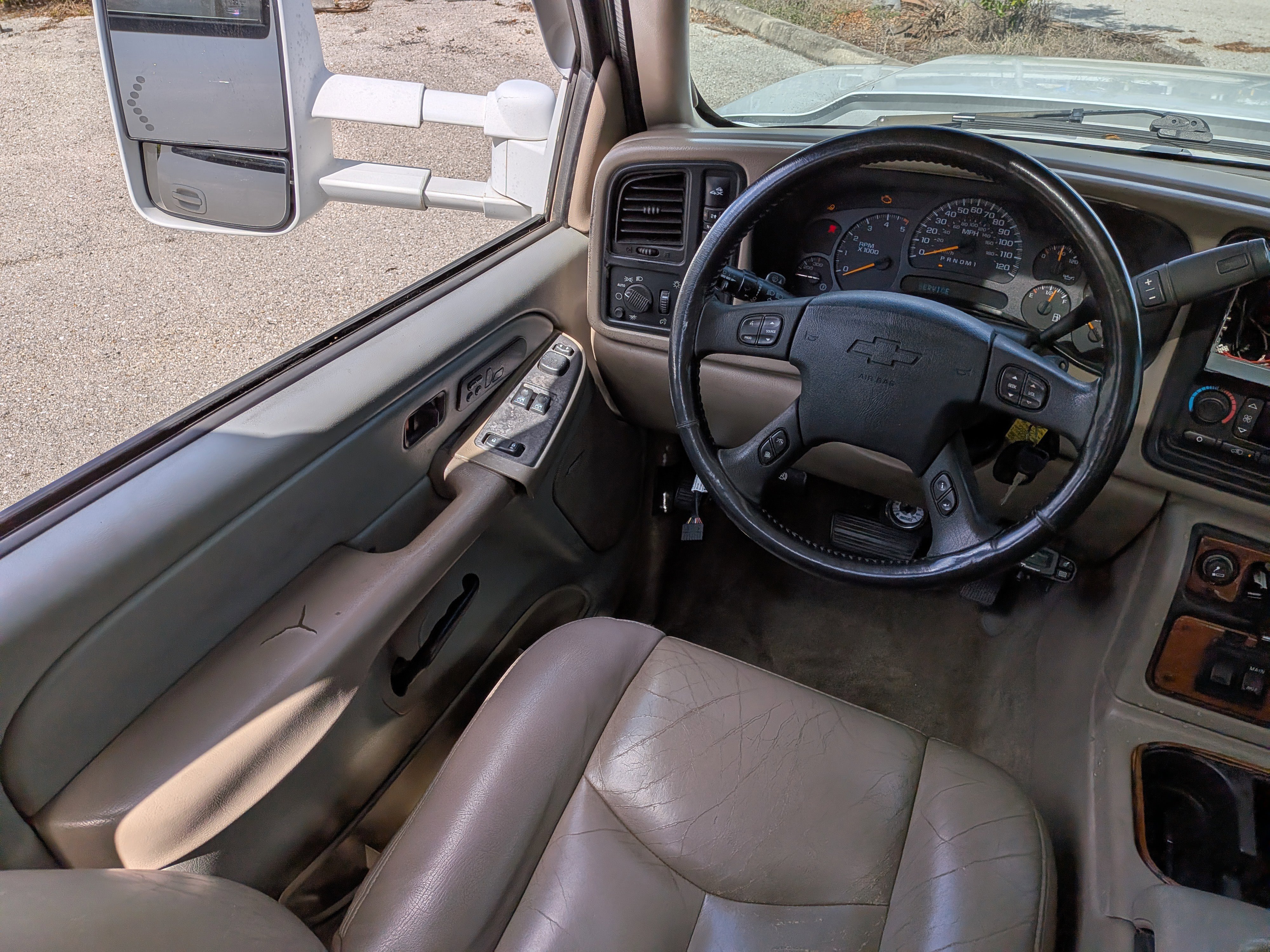 Used 2006 Chevrolet Silverado 3500 LT w/ Onstar Plus Package image 17