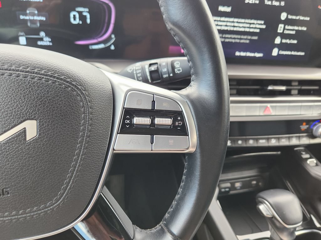 Used 2025 Kia Telluride S AWD/4WD image 28