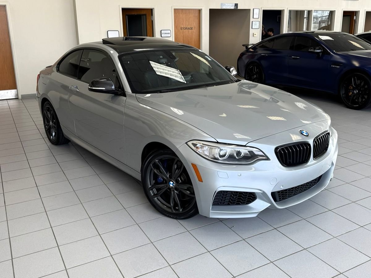 Used 2016 BMW M235i xDrive Coupe AWD/4WD image 9