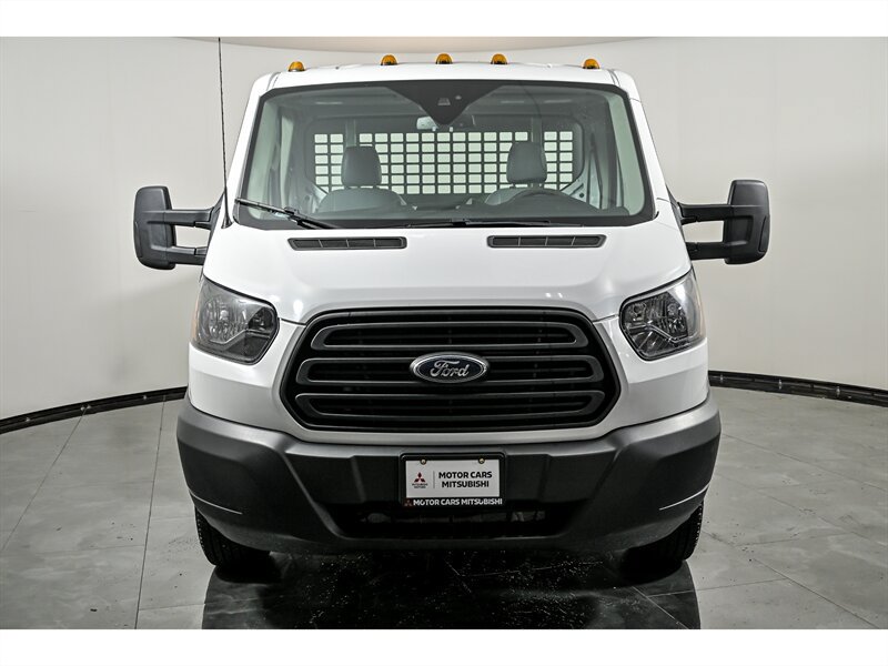 Used 2019 Ford Transit 250 138 RWD image 4
