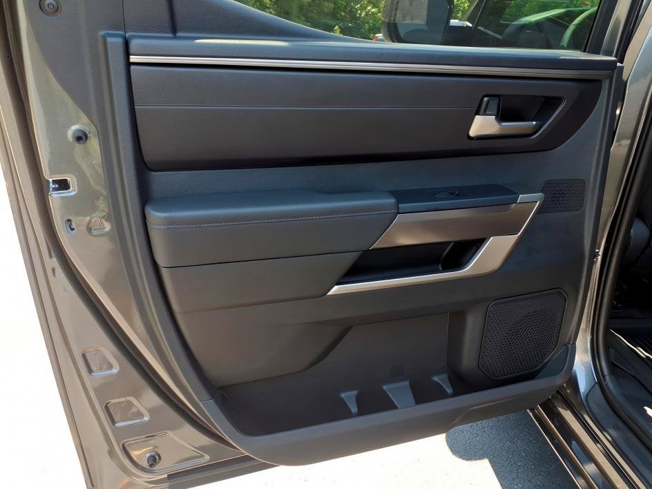 New 2026 Toyota Tundra SR5 AWD/4WD image 7