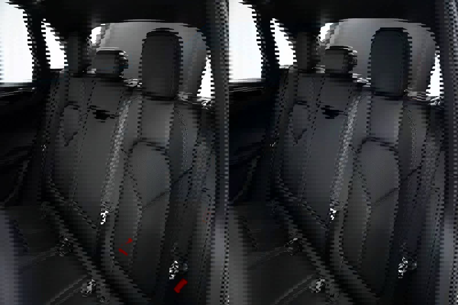 Certified 2026 Porsche Macan image 31