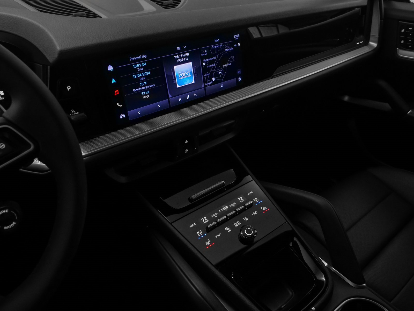 Used 2025 Porsche Cayenne image 32