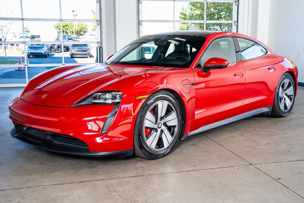 Used 2022 Porsche Taycan 4S image 11