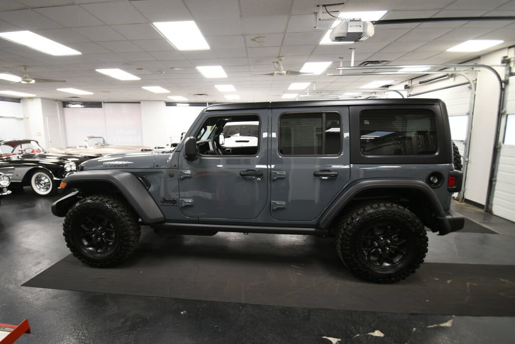 Used 2026 Jeep Wrangler Unlimited Sport AWD/4WD image 5