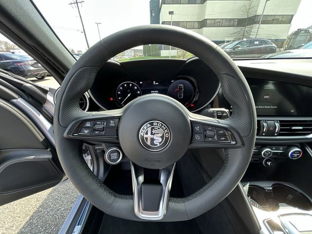 New 2026 Alfa Romeo Giulia AWD w/ Driving Assist Package image 18