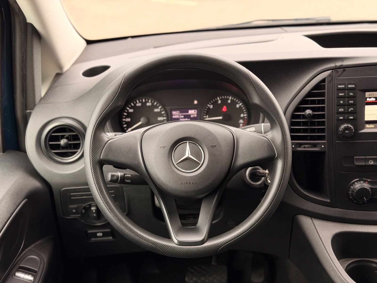 Used 2019 Mercedes-Benz Metris image 28