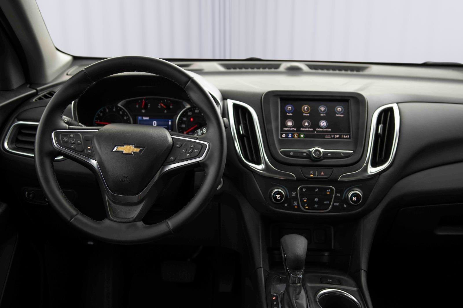 Used 2024 Chevrolet Equinox LT image 3