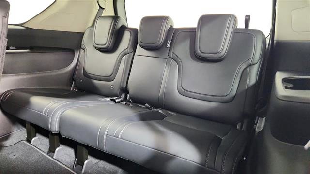 New 2026 Nissan Armada SV image 20