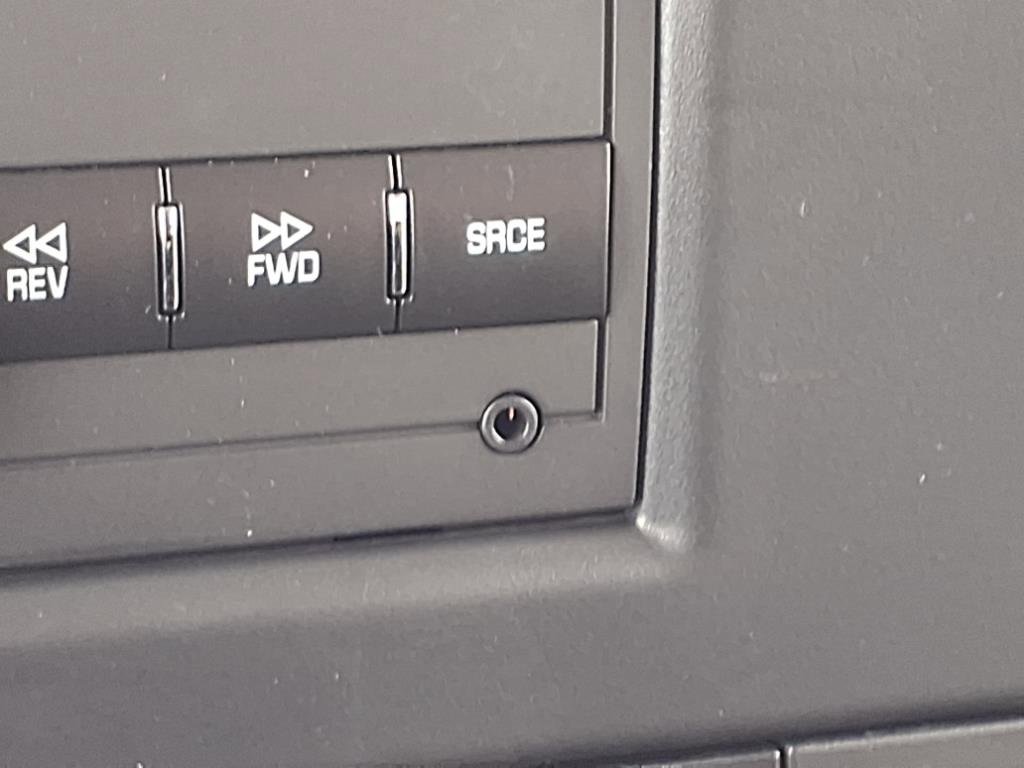 New 2025 Chevrolet Express 2500 Work Van w/ Driver Convenience Package image 19