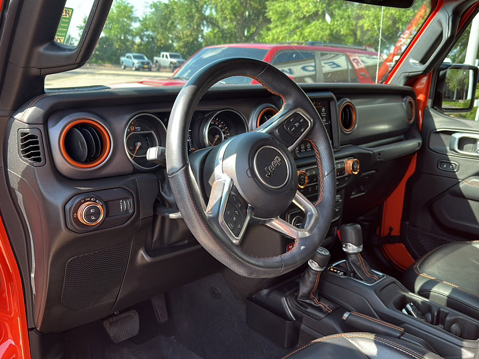 Used 2023 Jeep Gladiator Mojave w/ Cold Weather Group AWD/4WD image 10