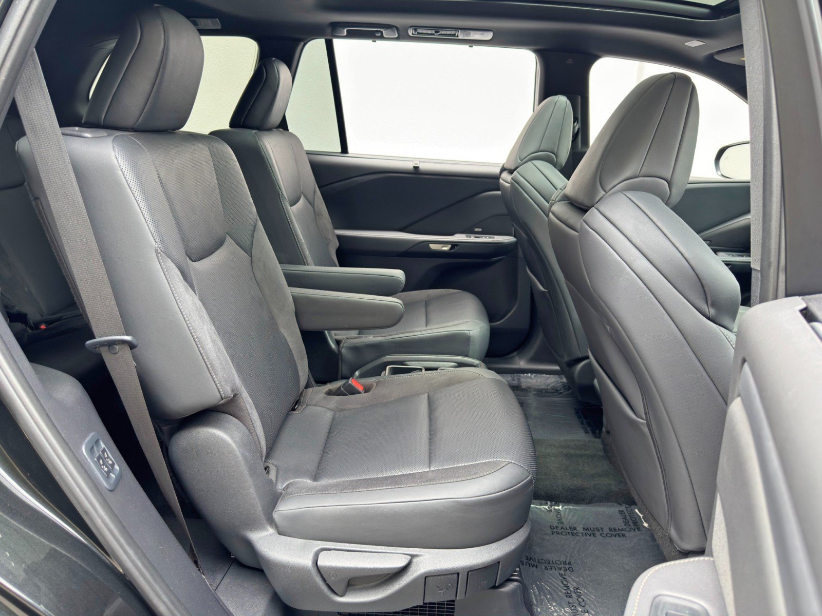 Used 2024 Lexus TX 500h AWD w/ Technology Package image 43