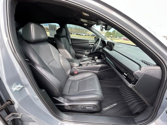 Used 2025 Honda Accord Sport image 30