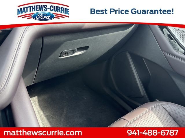 New 2026 Ford Explorer Platinum RWD image 25