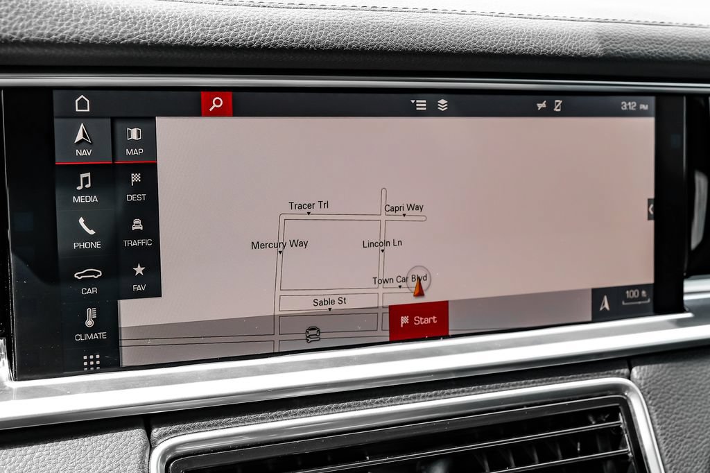 Used 2018 Porsche Panamera 4 AWD/4WD image 19