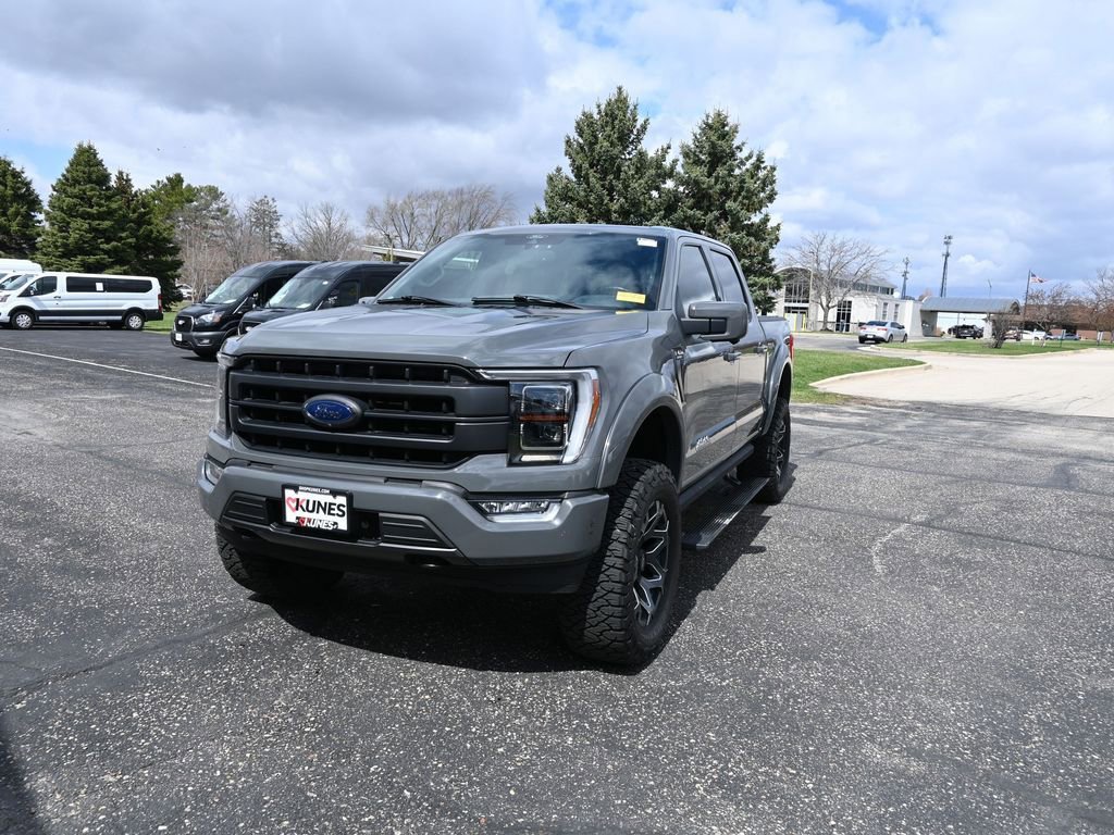 Used 2021 Ford F150 Lariat w/ Equipment Group 502A High image 3