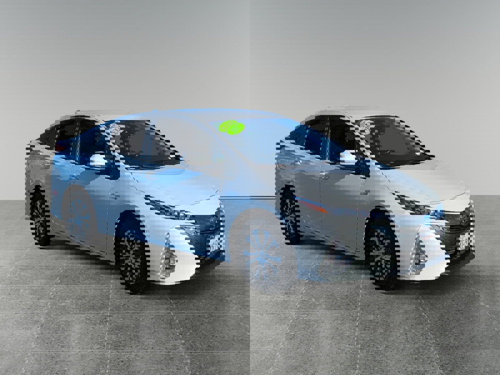 Used 2017 Toyota Prius Prime Advanced image 7