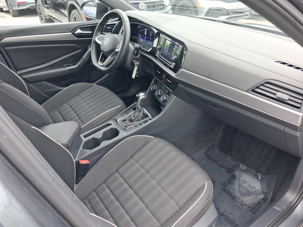 Certified 2024 Volkswagen Jetta Sport FWD image 27