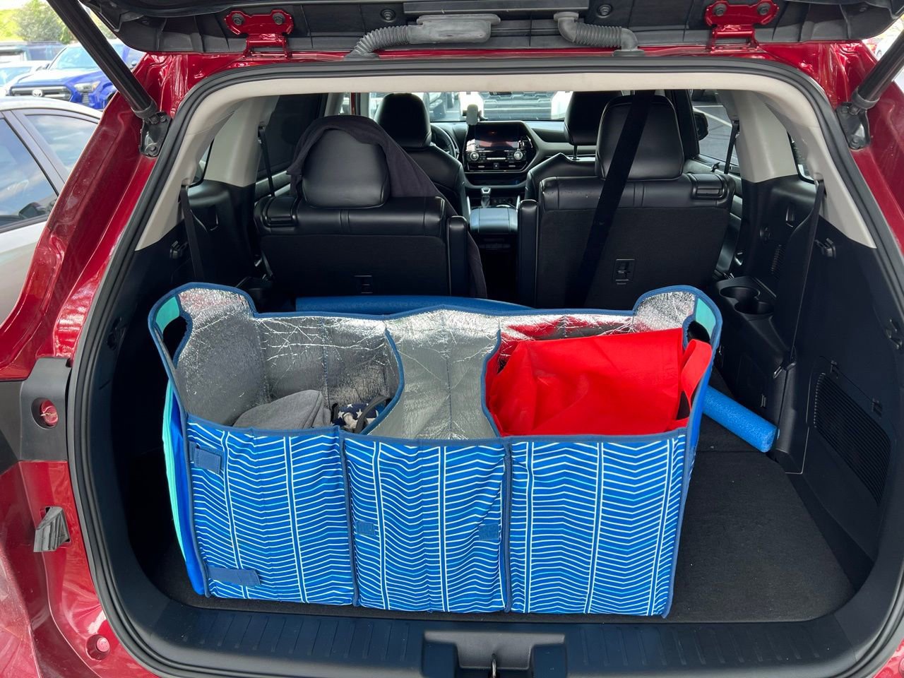 Used 2023 Toyota Highlander XLE image 7