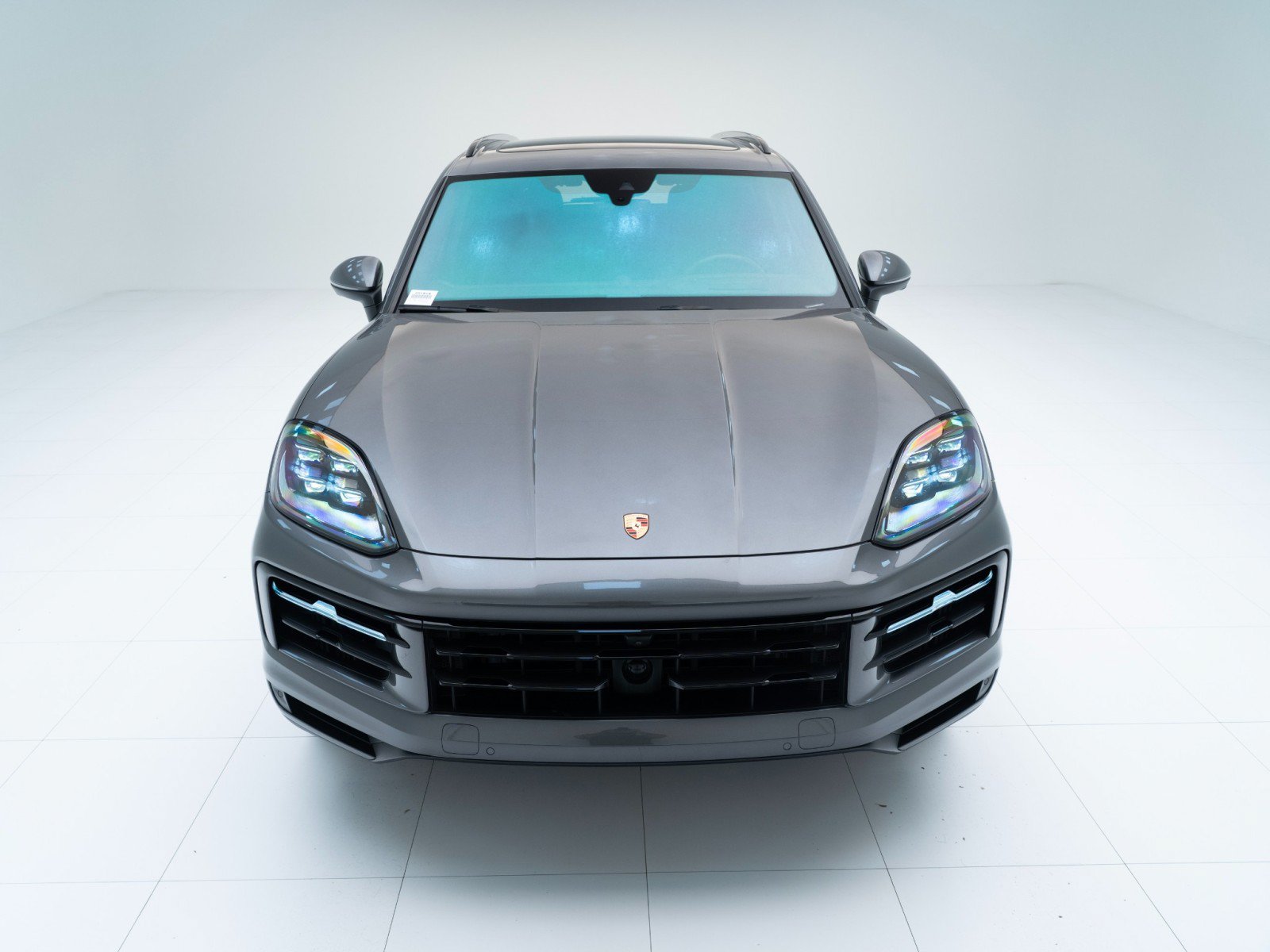 Certified 2025 Porsche Cayenne GTS AWD/4WD image 6
