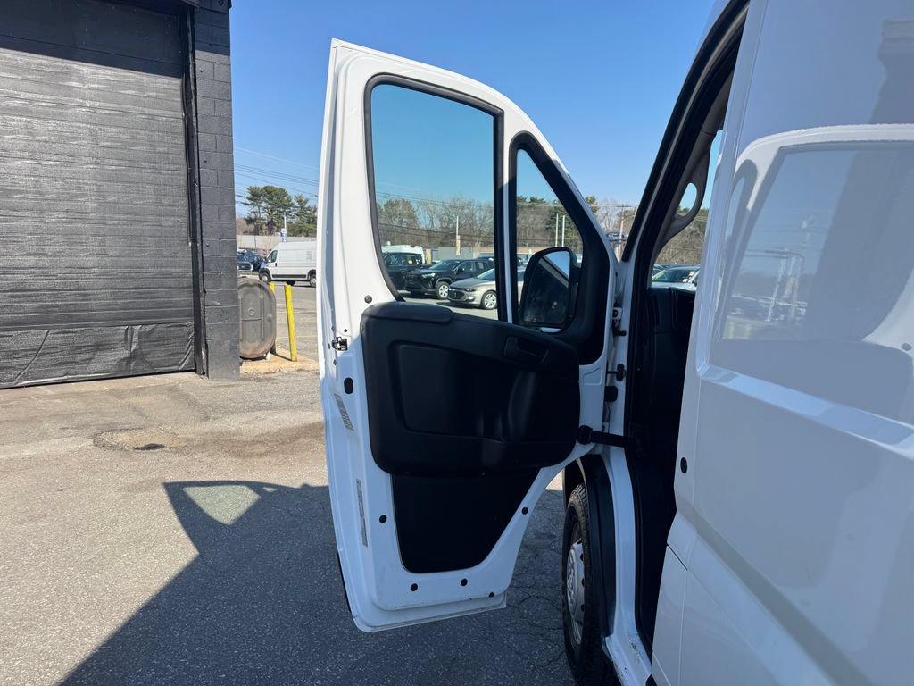 Used 2023 RAM ProMaster 2500 FWD image 16