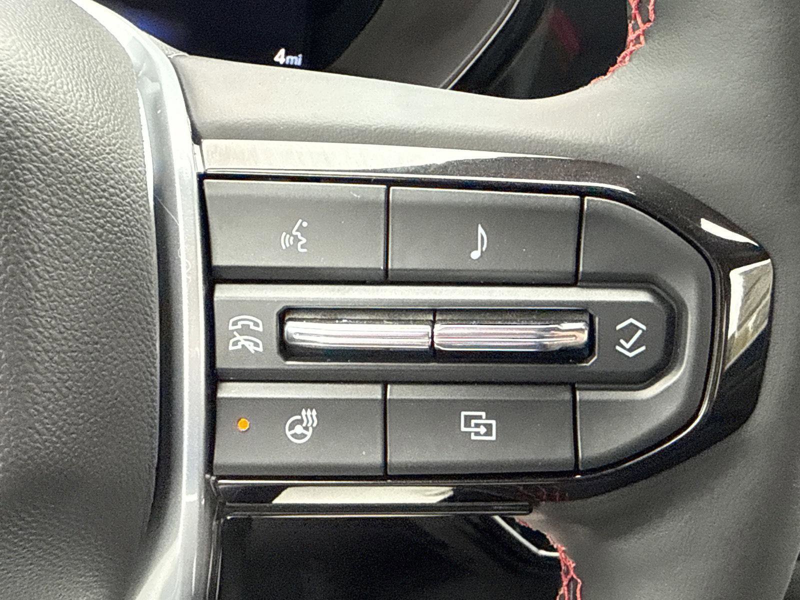 New 2025 Chevrolet Colorado Z71 w/ Midnight Edition image 16