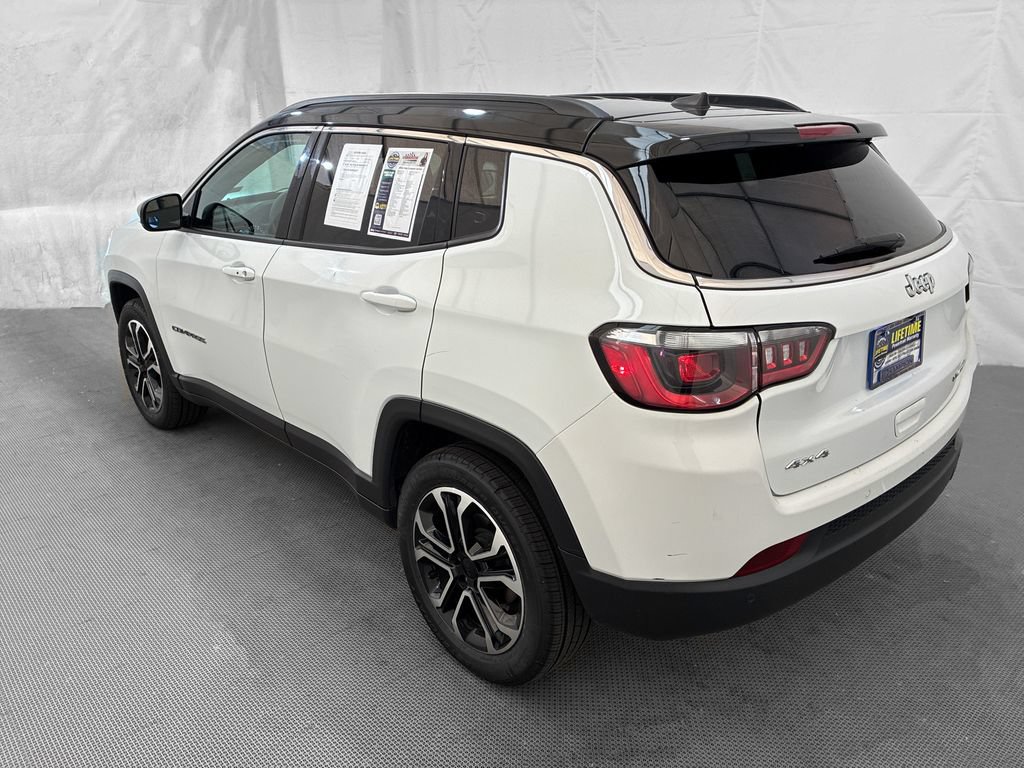 Used 2024 Jeep Compass Limited AWD/4WD image 5