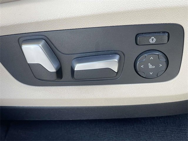 Used 2022 BMW X5 sDrive40i w/ Premium Package image 4