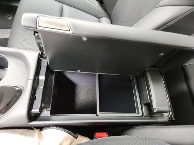 New 2026 Toyota Crown Limited image 27