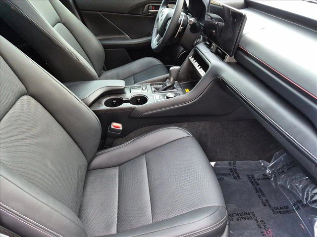 Used 2026 Lexus IS 350 F Sport RWD image 19