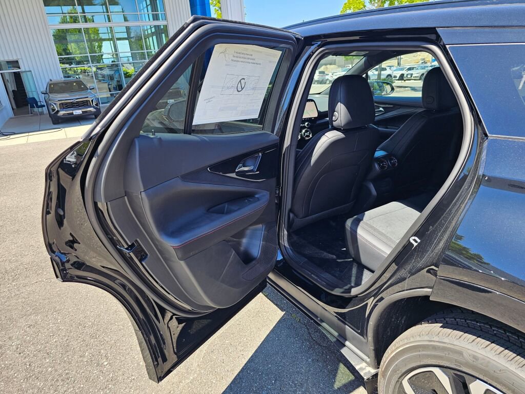New 2025 Chevrolet Blazer EV RS FWD image 20