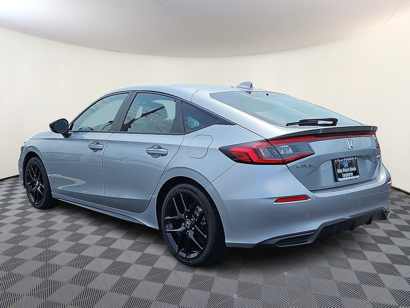 Used 2025 Honda Civic Sport image 4