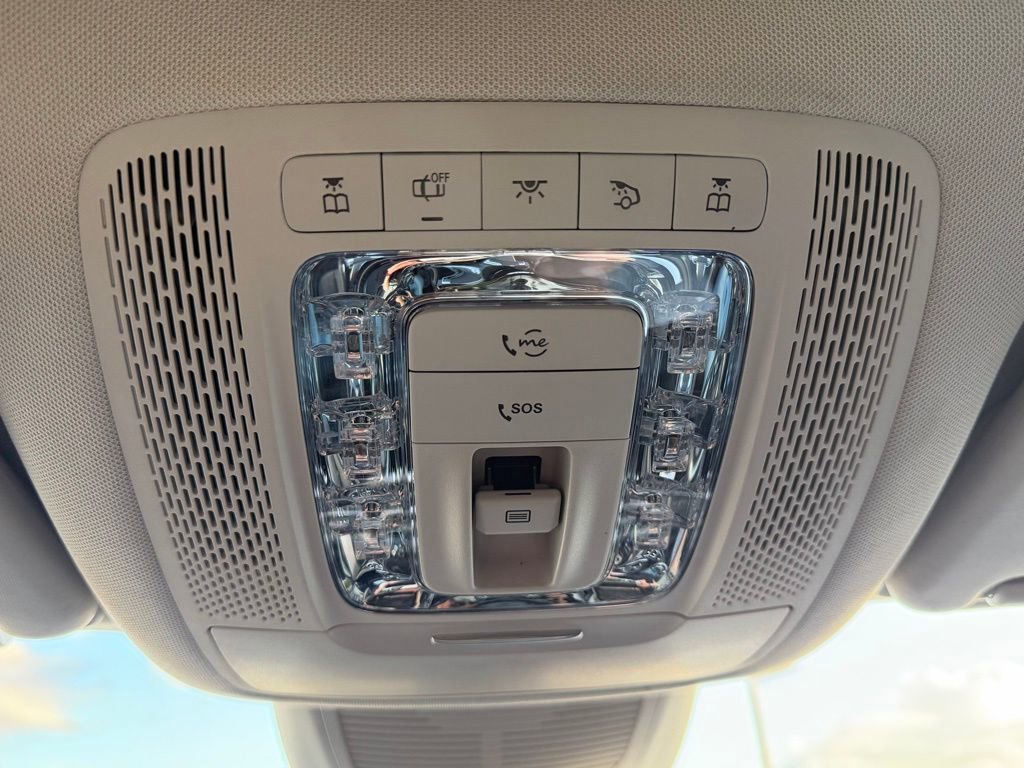 Used 2020 Mercedes-Benz GLS 450 4MATIC image 28