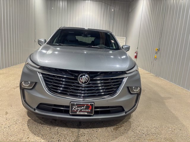 Used 2024 Buick Enclave Premium image 3