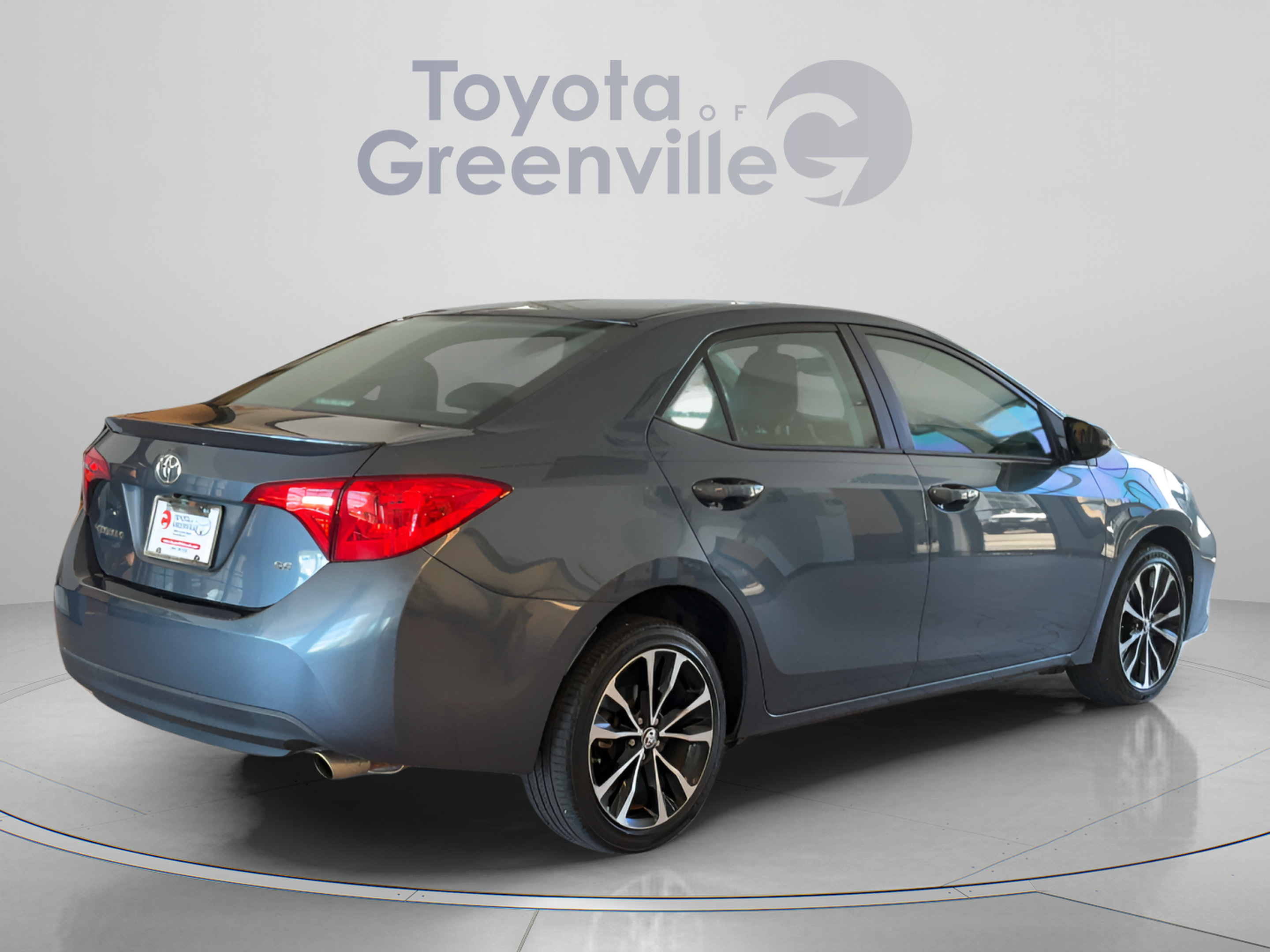 Used 2017 Toyota Corolla SE FWD image 6