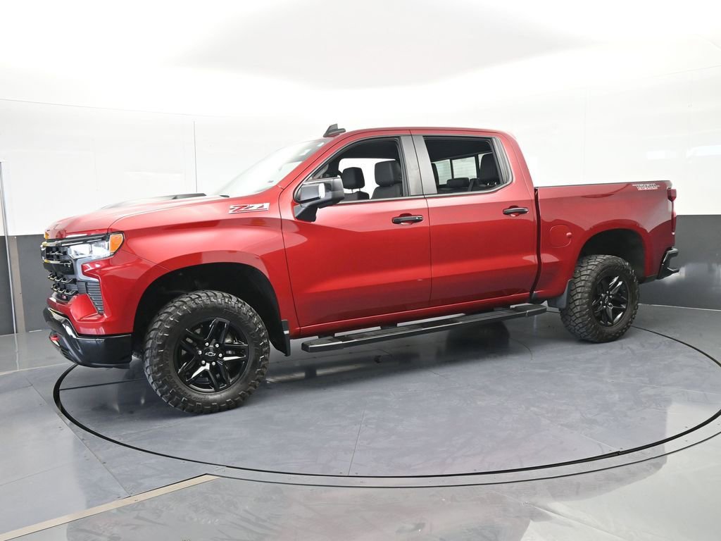 Used 2023 Chevrolet Silverado 1500 LT Trail Boss w/ LT Trail Boss Premium Package image 2