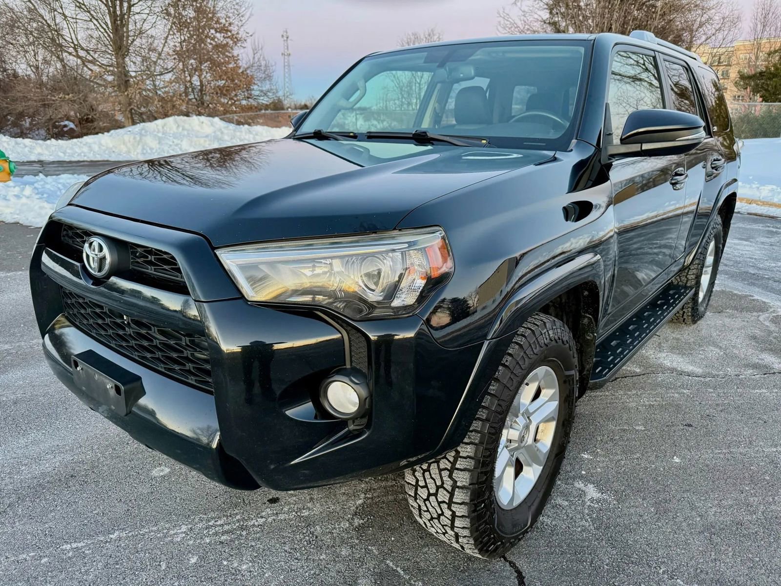 Used 2017 Toyota 4Runner Limited image 1